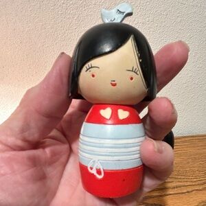 Momiji Retired Piou-Chou Resin Message Doll